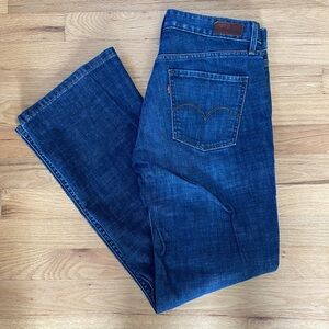 Levi's 553 Mid Rise Bootcut Jeans 6 Short